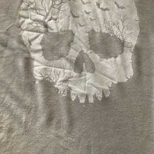 Woman’s long sleeve shirt